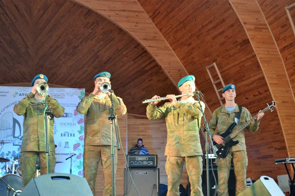 І Всеукраїнський літературно-музичний фестиваль військово-патріотичної пісні «Калинові Янголи Свободи» у Житомирі