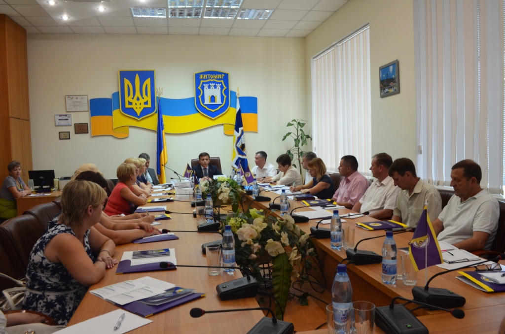 У Житомирі відбувся круглий стіл профспілок працівників державних установ України