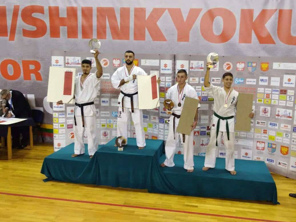 Житомирянин Максим Чайківський здобув бронзову нагороду на Чемпіонаті Європи з кіокушинкай карате