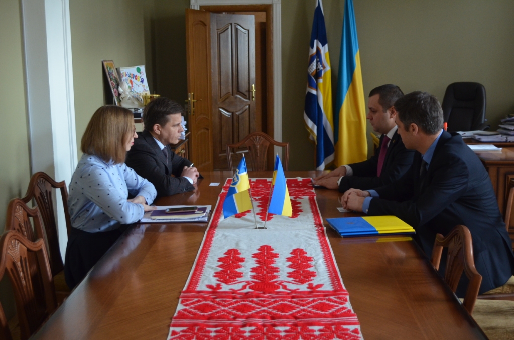 Міський голова Сергій Сухомлин підписав меморандум про співпрацю з Держмолодьжитлом