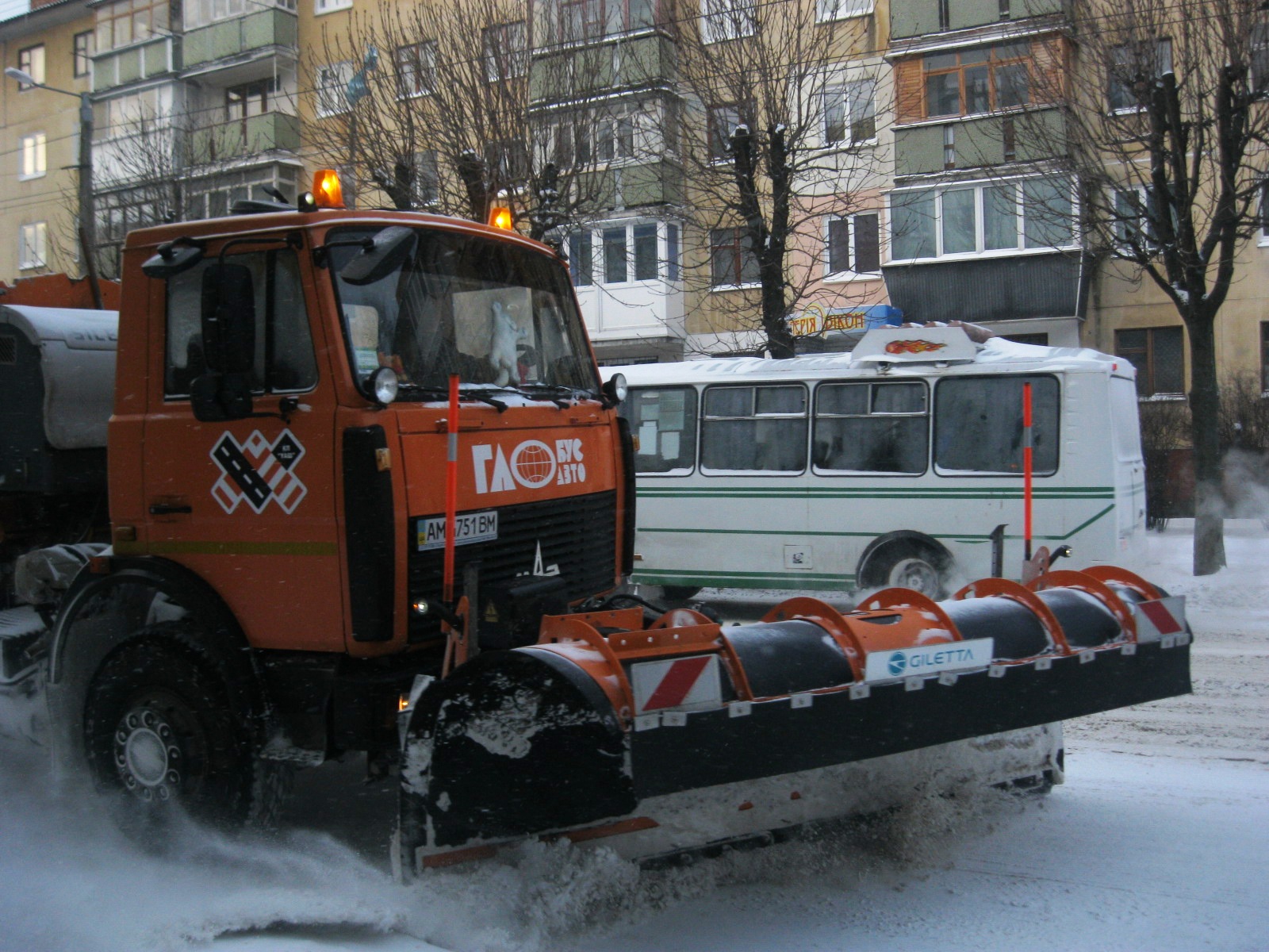 Інформація про роботу техніки на прибиранні снігу в Житомирі у ніч з 28 лютого на 01 березня