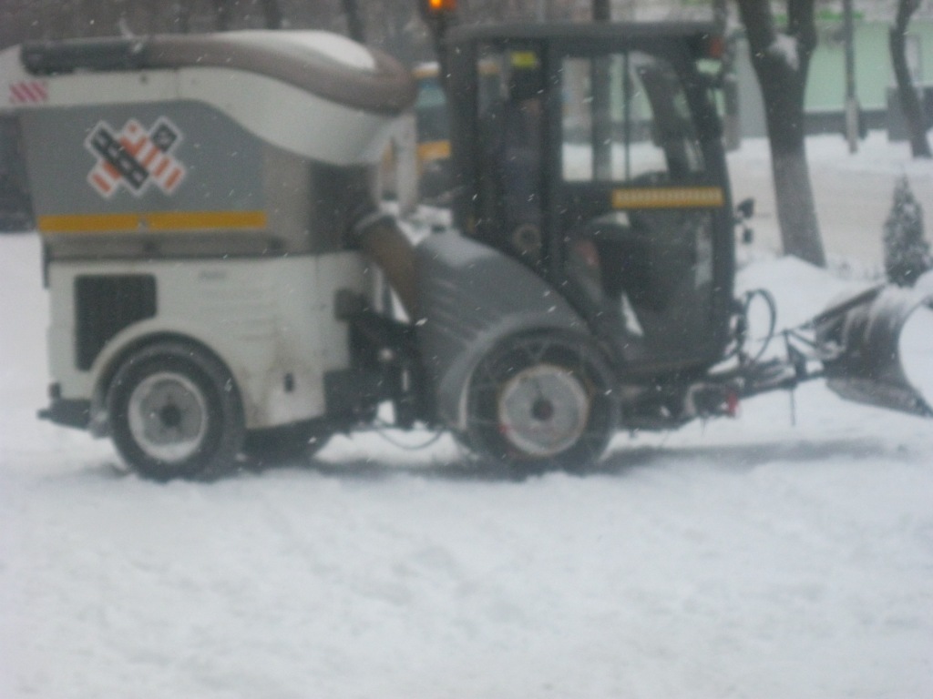 Інформація про роботу техніки на прибиранні снігу з 2 на 3 березня