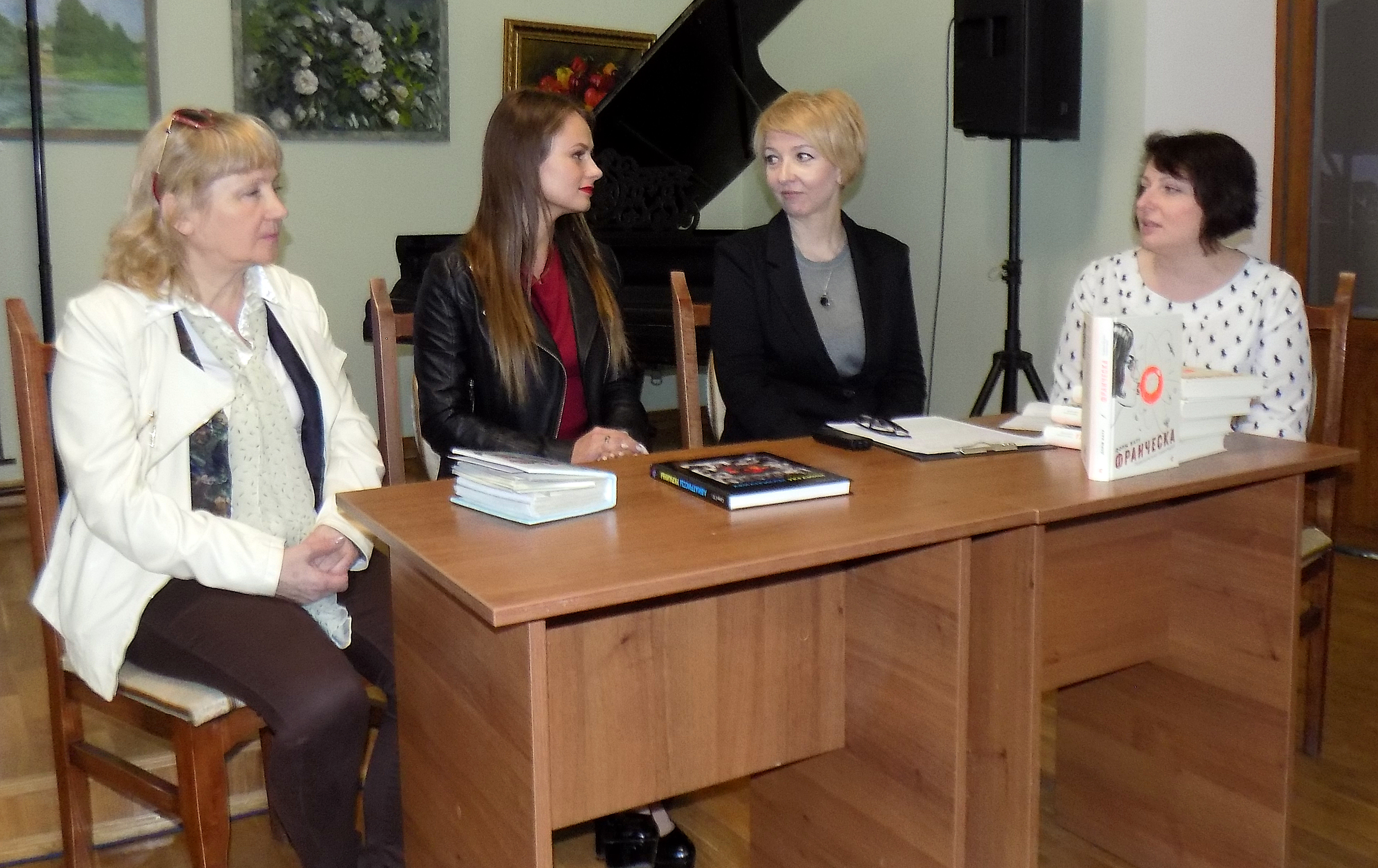  У Житомирі відбувся захід «Жінки незвичайних професій»