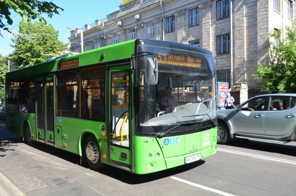14 нових комунальних автобусів відновили «53» та «53-А» маршрути