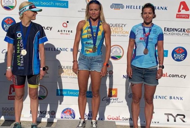 Житомирянка Юлія Єлістратова виграла золото та бронзу на Відкритому Кубку Кіпру AYIA NAPA Triathlon