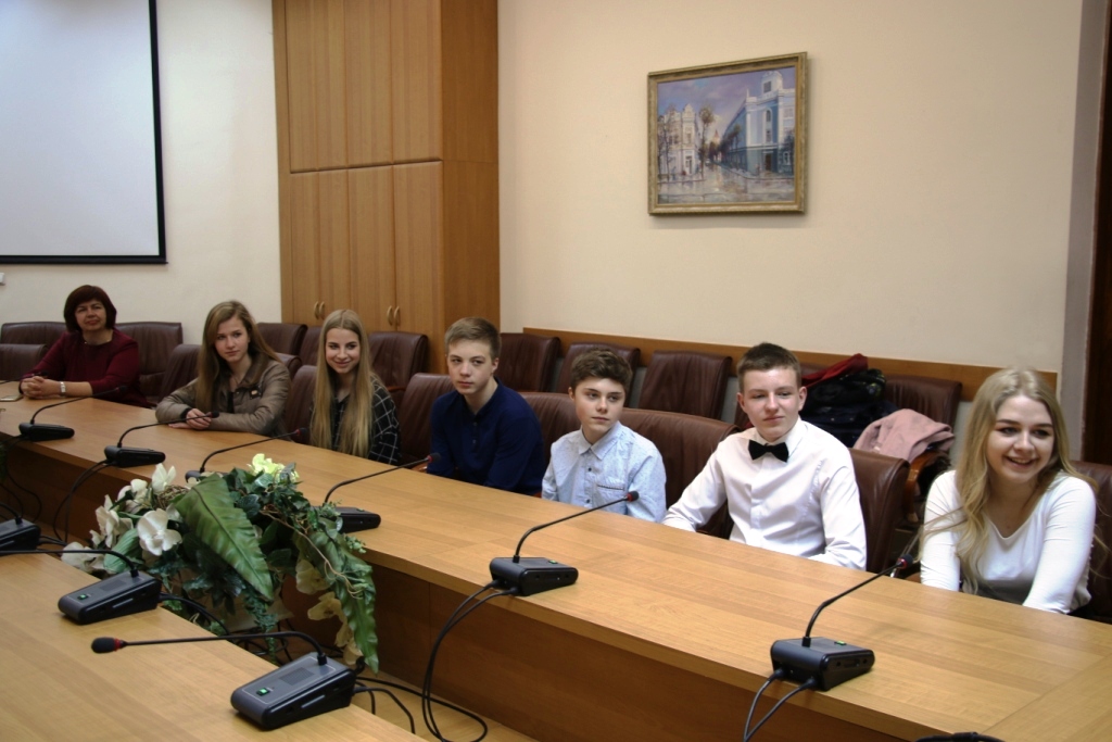 Команда «Best Kids» ЗОШ №19 м.Житомира – учасник проекту «Відкривай Україну»