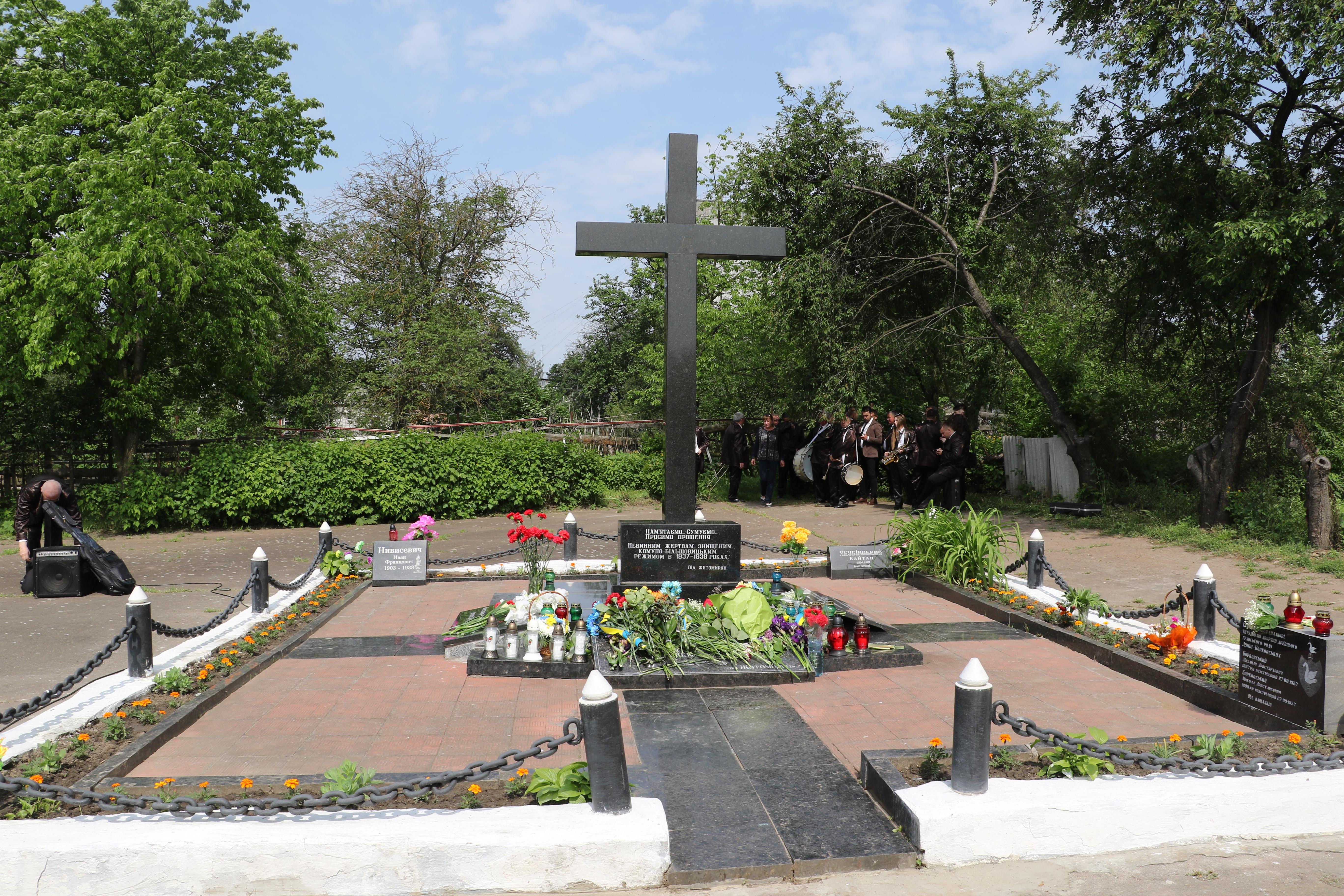 У Житомирі вшанували  пам'ять жертв політичних репресій