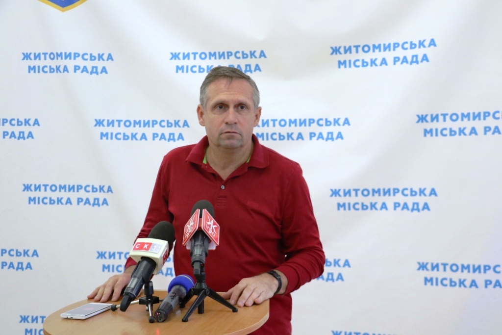 Сергій Кондратюк провів брифінг щодо  відновлення у Житомирі водопостачання