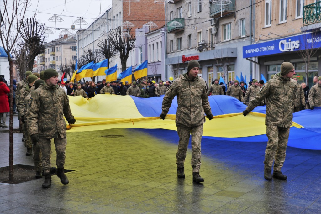 Житомир відзначає День Соборності України: «ланцюг єдності», патріотична хода, вдячність живим та полеглим борцям за Соборність….