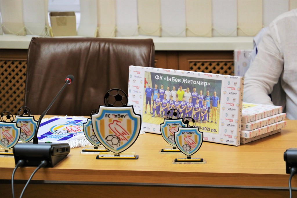 ФК «ІнБев Житомир» представили оновлений склад команди, який братиме участь у чемпіонаті нового сезону