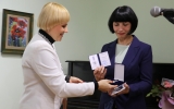 Житомирська художниця-викладачка отримала  нагороду   «За заслуги  перед містом Житомиром III cтупеня»