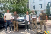 13 окремий батальйон 95 бригади ДШВ отримав авто від бізнесу