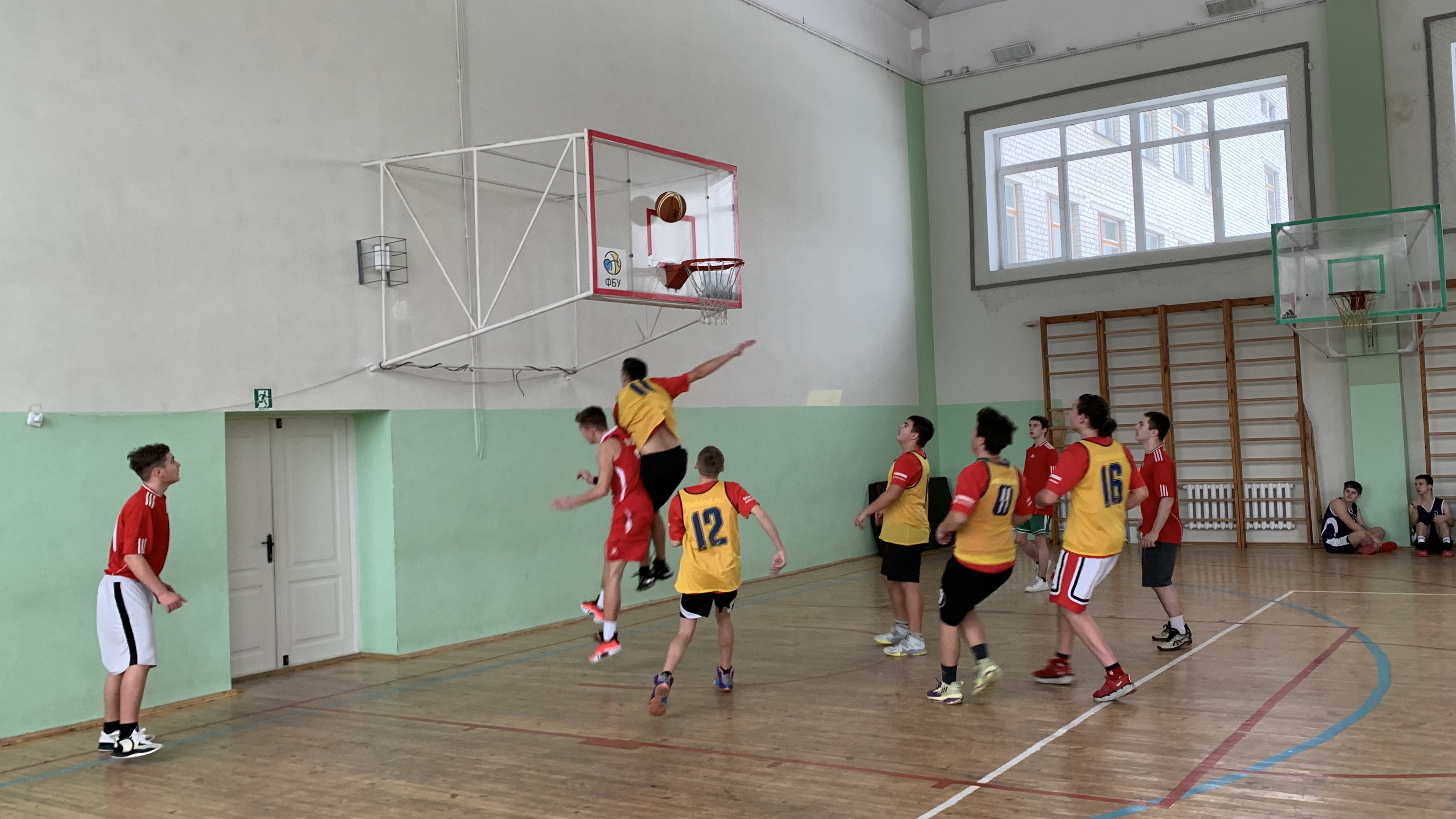 У Житомирі розпочався шкільний чемпіонат з баскетболу