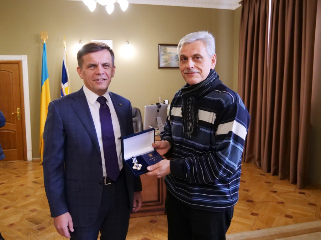 Едуарда  Кругляка нагороджено  відзнакою «За заслуги перед містом» II ступеня»