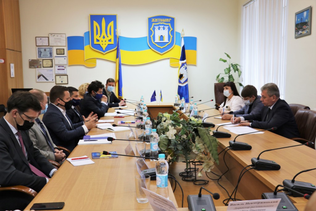 У міській раді  відбулася зустріч з представництвом ЄС в Україні та програм «U-Lead з Європою»