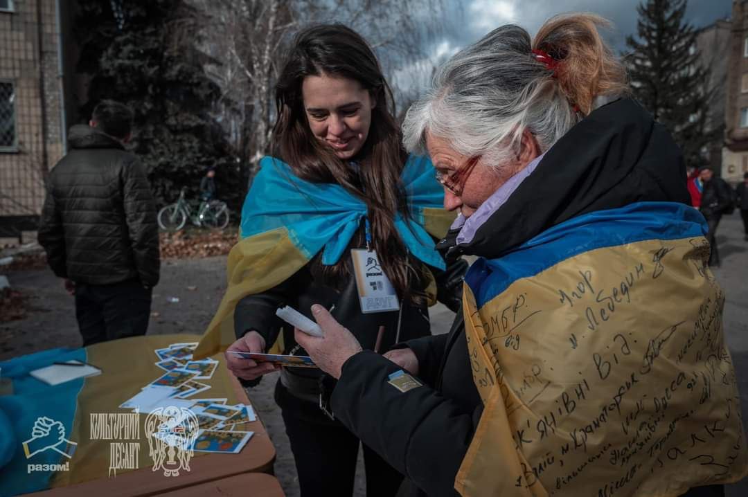 «Культурний десант» разом з волонтерами Житомира відвідали деокупований Куп’янськ 