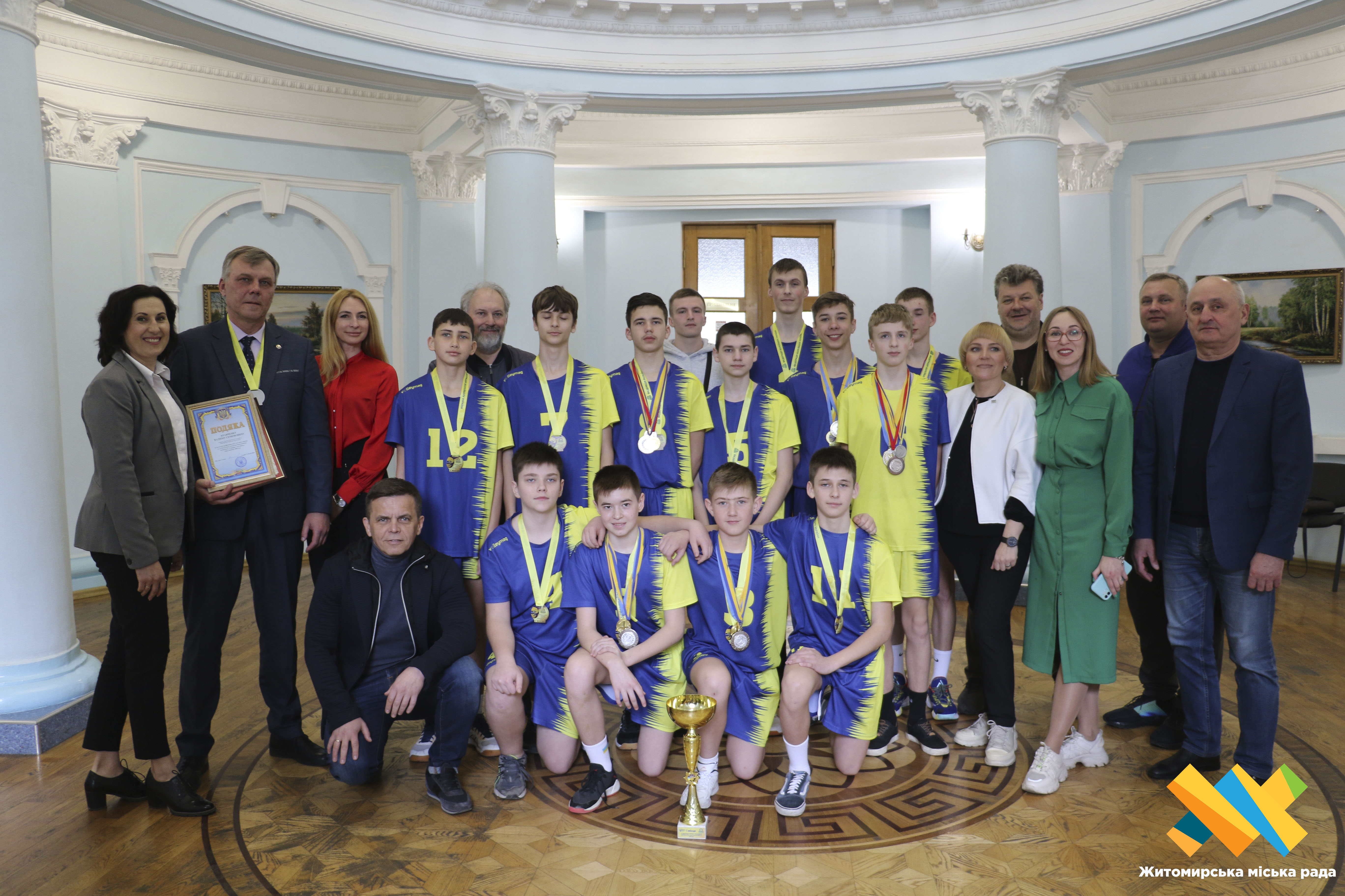 У міській раді відбулася зустріч очільників міста та області з чемпіонами України з волейболу серед юнаків 2009 р.н.