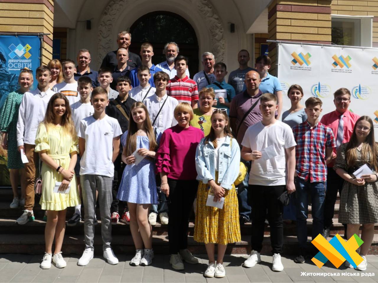  Талановита  й  розумна  молодь Житомирської громади отримала стипендії міського голови