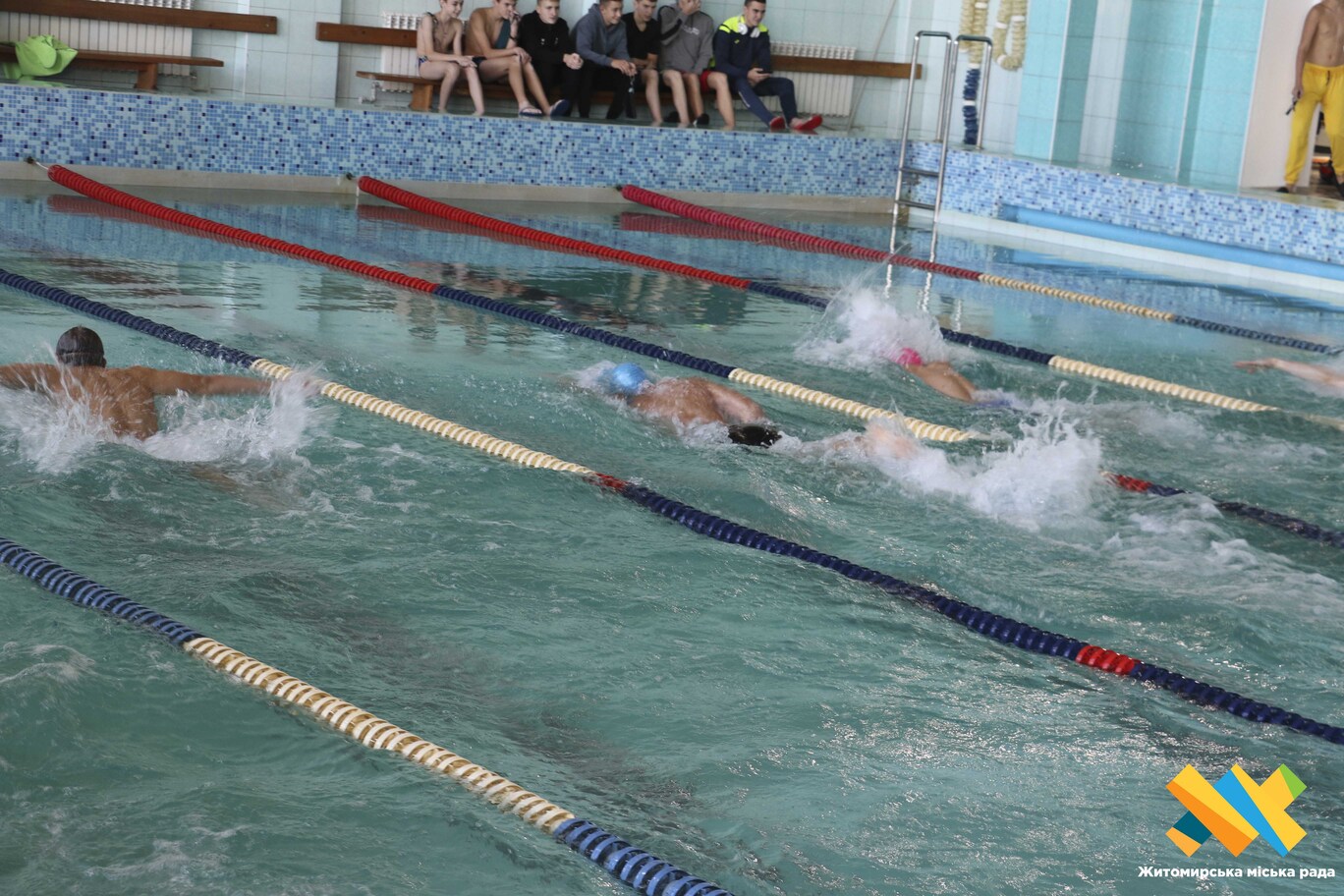 Стартував відкритий турнір з плавання в ЖДЮСШ «Авангард» пам'яті тренера Едуарда Газаряна