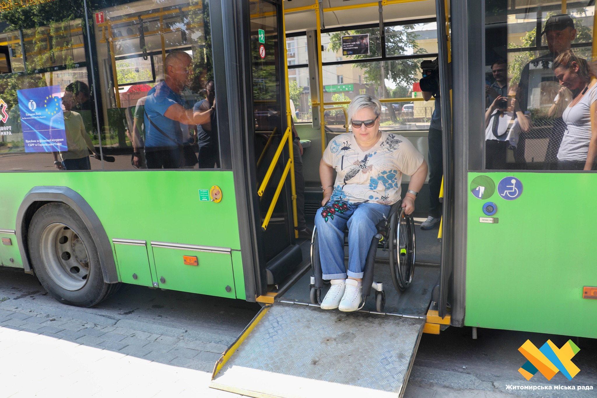 Транспортна доступність: 60% всього громадського транспорту відповідає стандартам інклюзивності.  Тролейбуси адаптовані на 78%